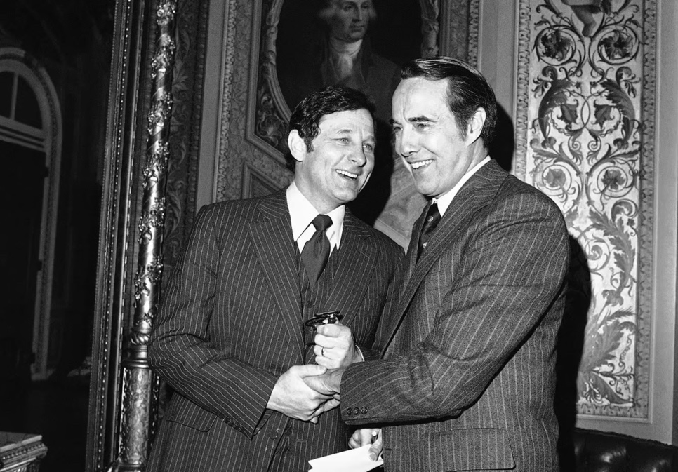 C221FF8B-CCBF-4058-84EF-7F8F4AB3A761